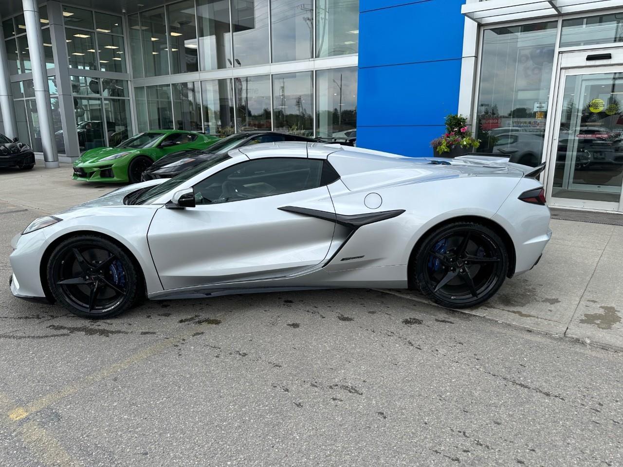 2026 Chevrolet Corvette E-Ray w/2LZ 2dr Convertible Photo
