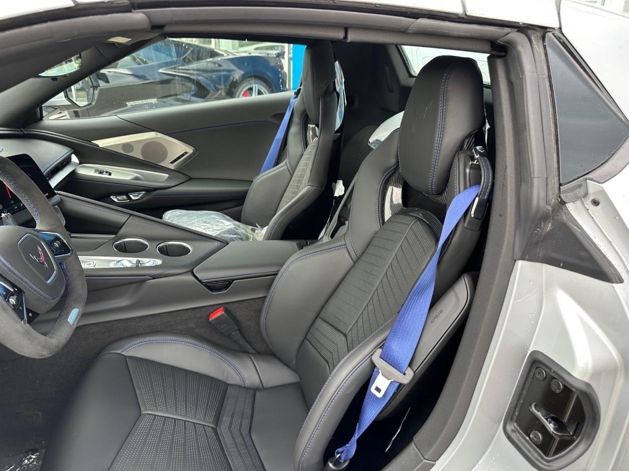 2026 Chevrolet Corvette E-Ray w/2LZ 2dr Convertible Photo