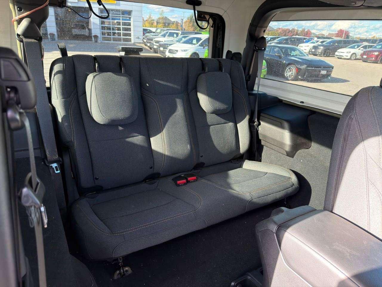 2026 Jeep Wrangler ACCIDENT FREE   HTD SEATS   MANUAL Photo