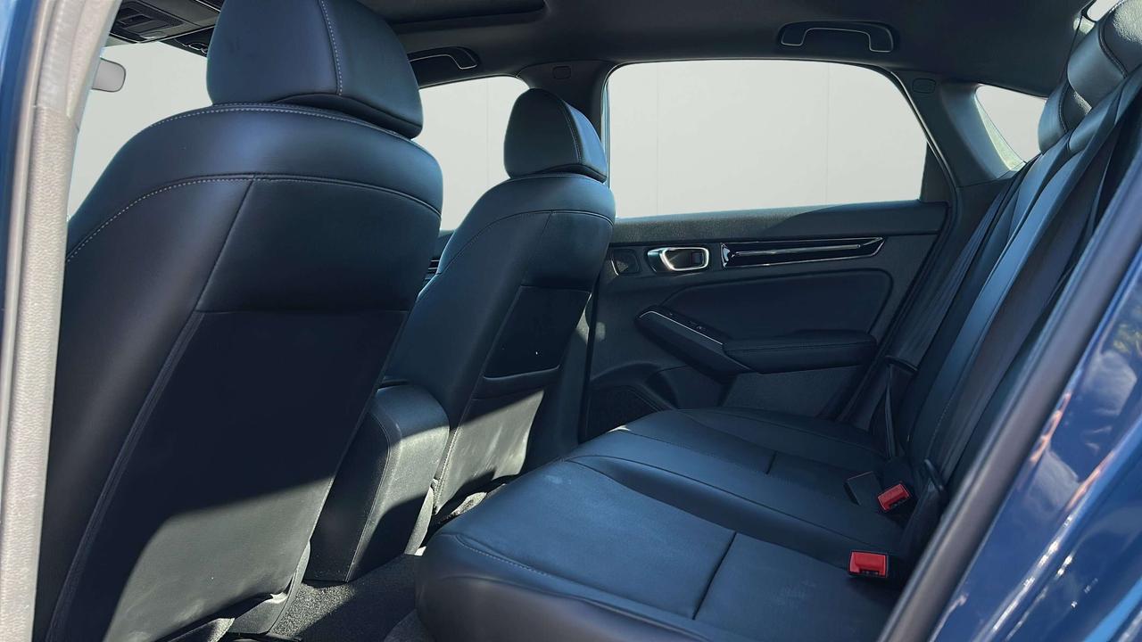 2025 Honda Civic Sport Touring Photo