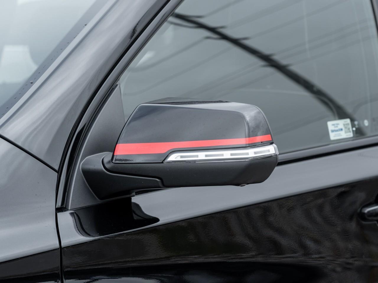 2023 Chevrolet Traverse Premier All-Wheel Drive Photo
