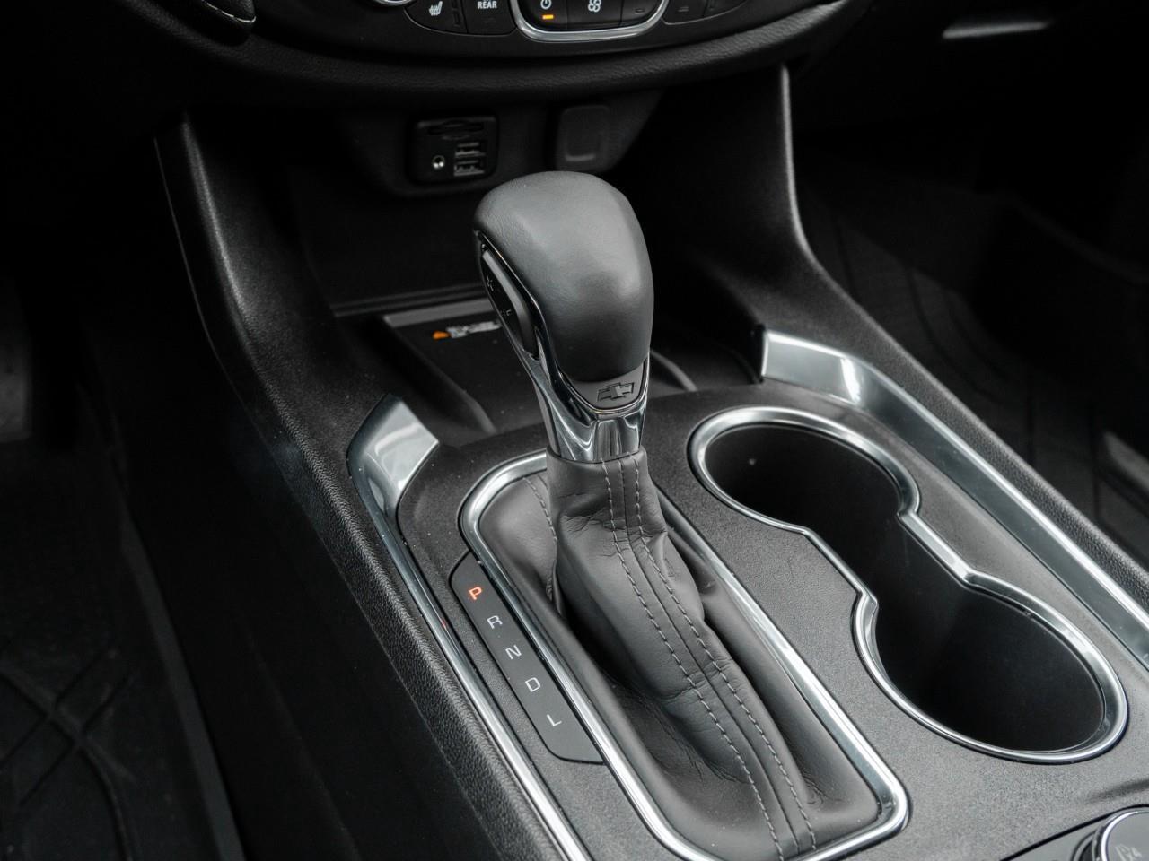 2023 Chevrolet Traverse Premier All-Wheel Drive Photo