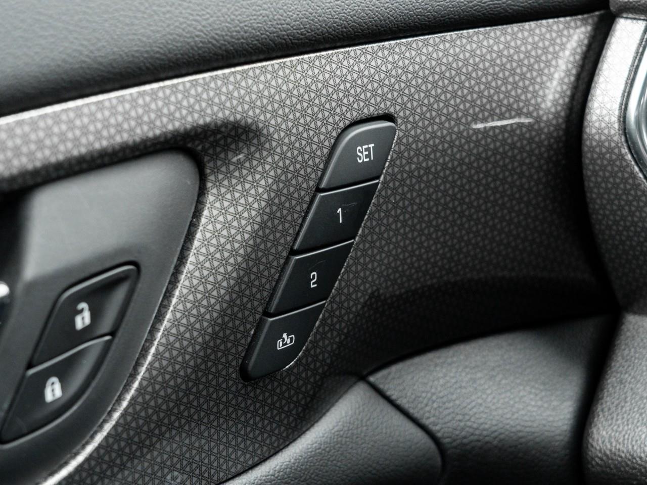 2023 Chevrolet Traverse Premier All-Wheel Drive Photo
