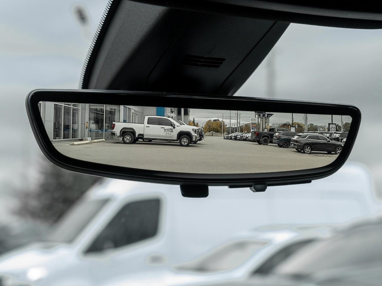 2023 Chevrolet Traverse Premier All-Wheel Drive Photo