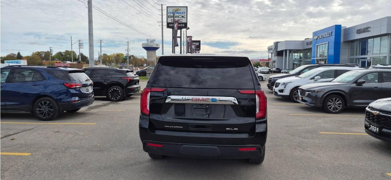2023 GMC Yukon SLE 4X4 Photo