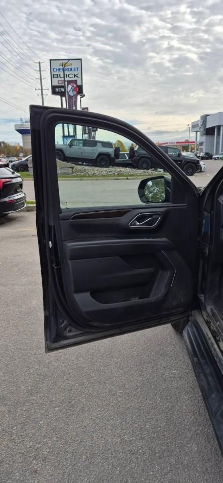 2023 GMC Yukon SLE 4X4 Photo