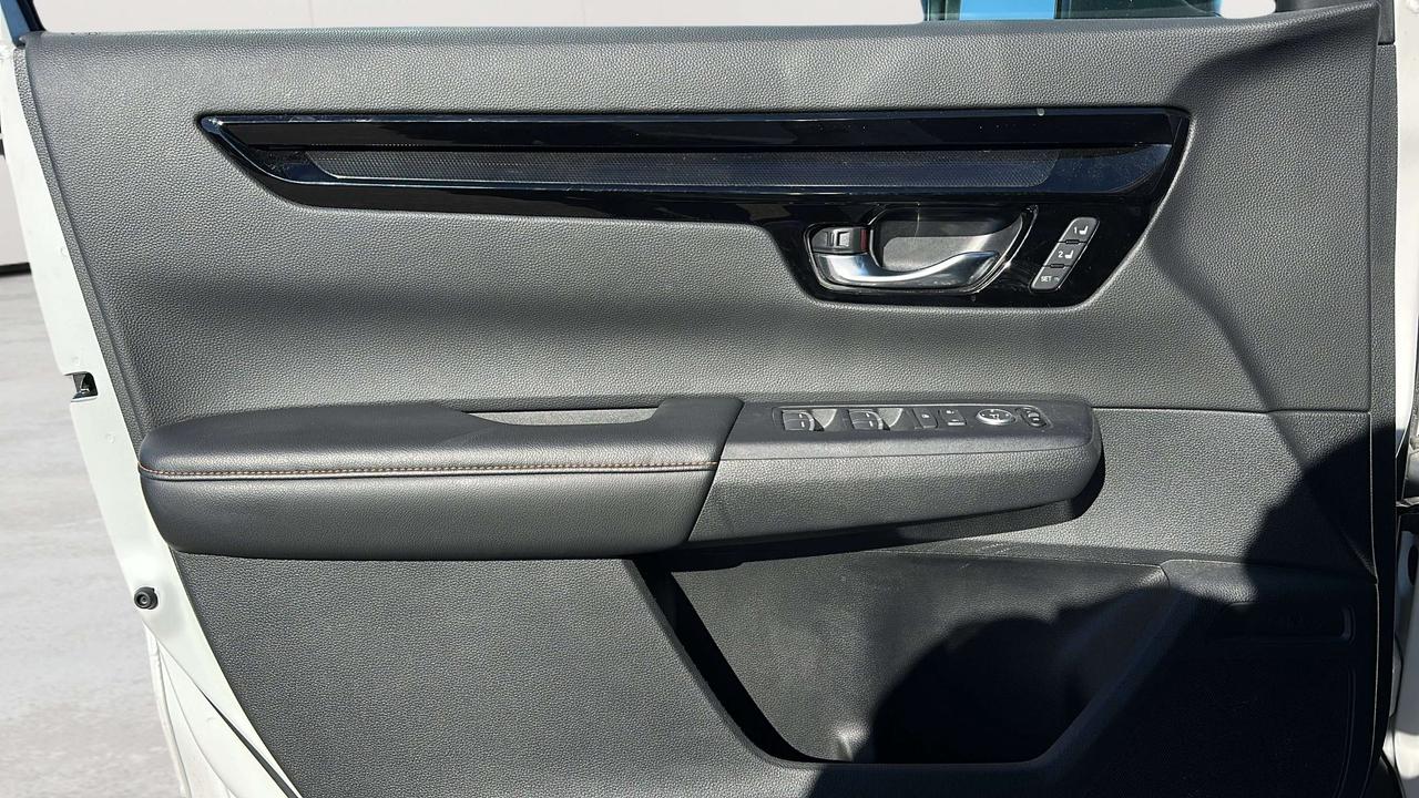 2026 Honda CR-V Touring Photo