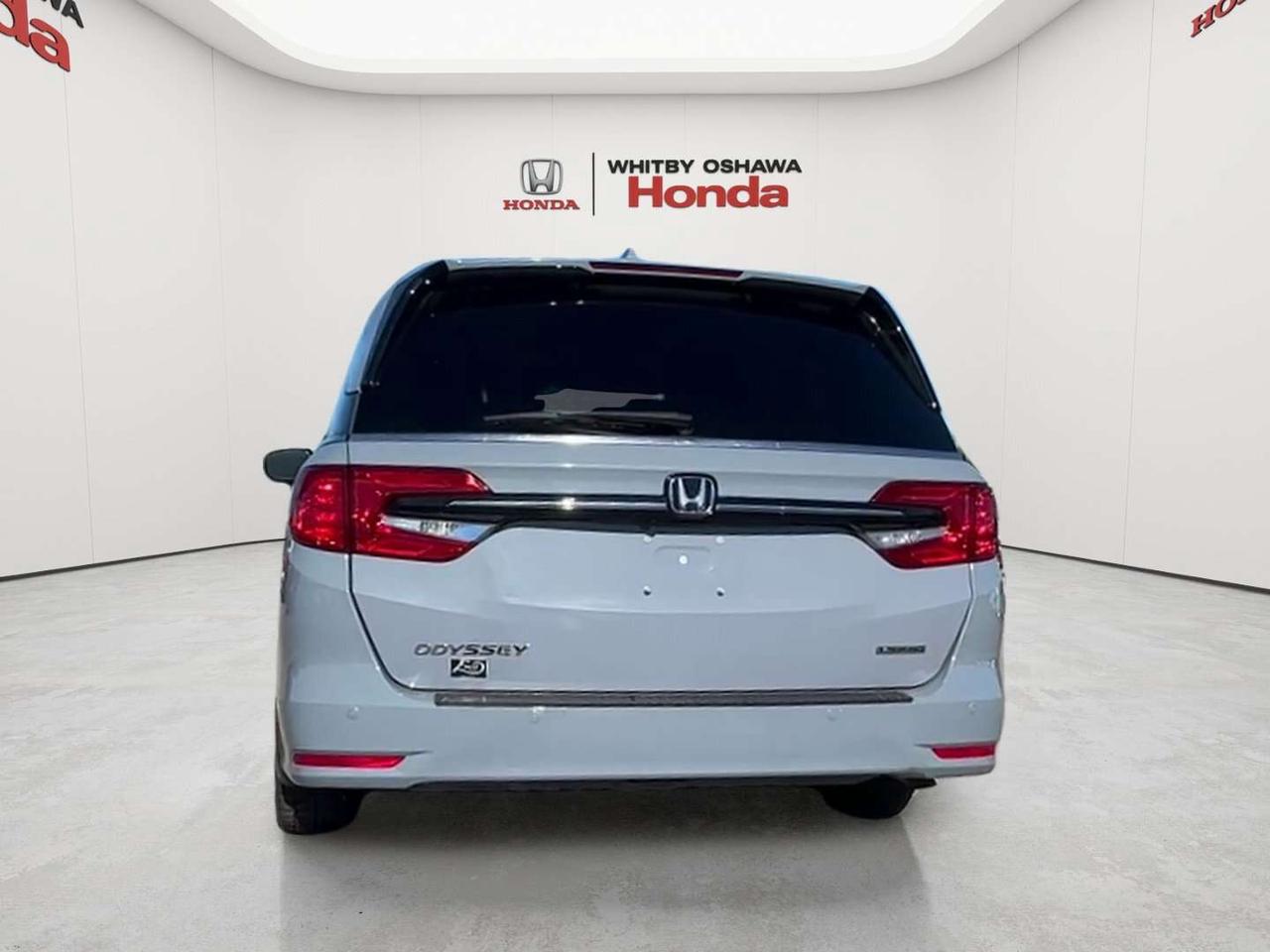 2023 Honda Odyssey Touring Photo