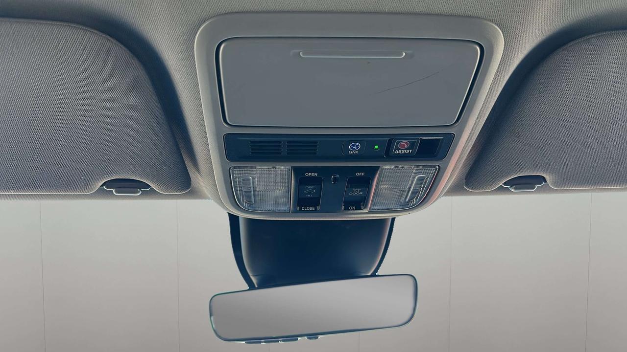 2023 Honda Odyssey Touring Photo