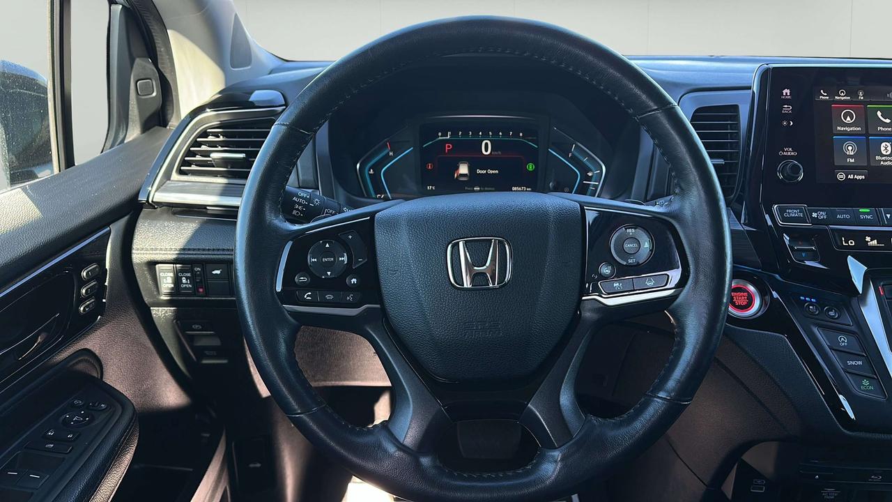 2023 Honda Odyssey Touring Photo