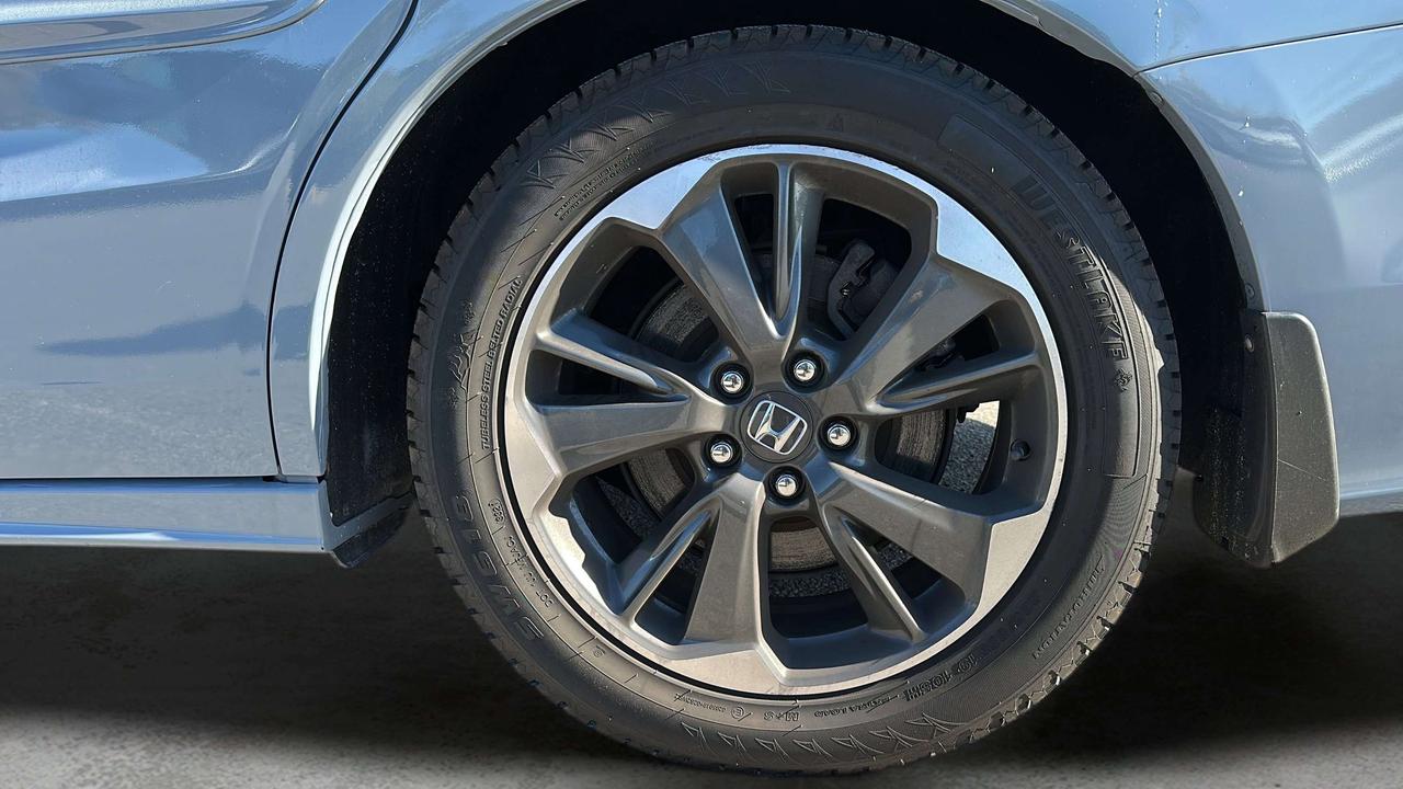 2023 Honda Odyssey Touring Photo