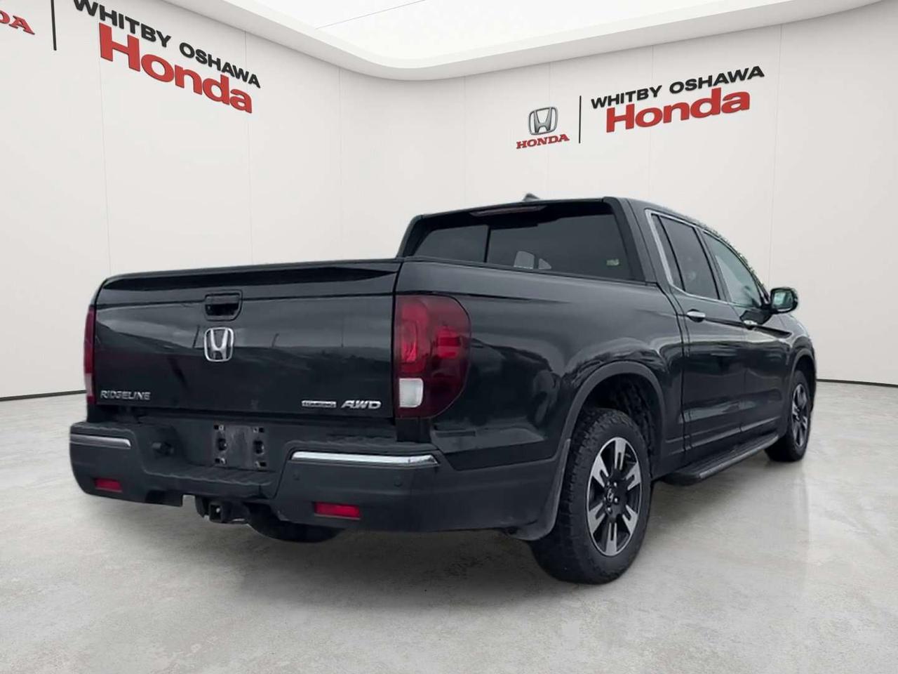 2020 Honda Ridgeline TOURING Photo