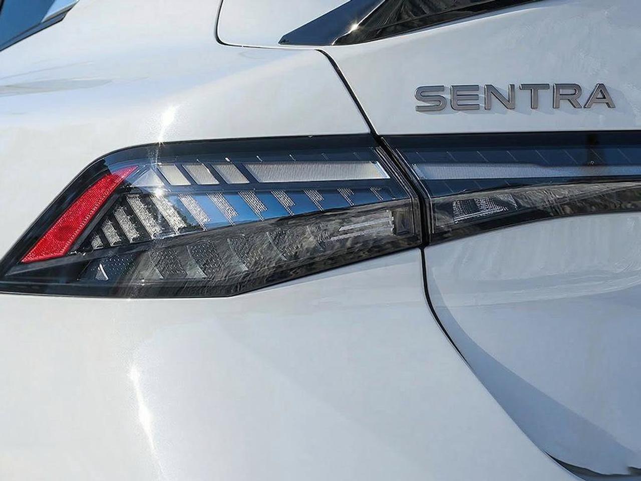 2026 Nissan Sentra SR Photo