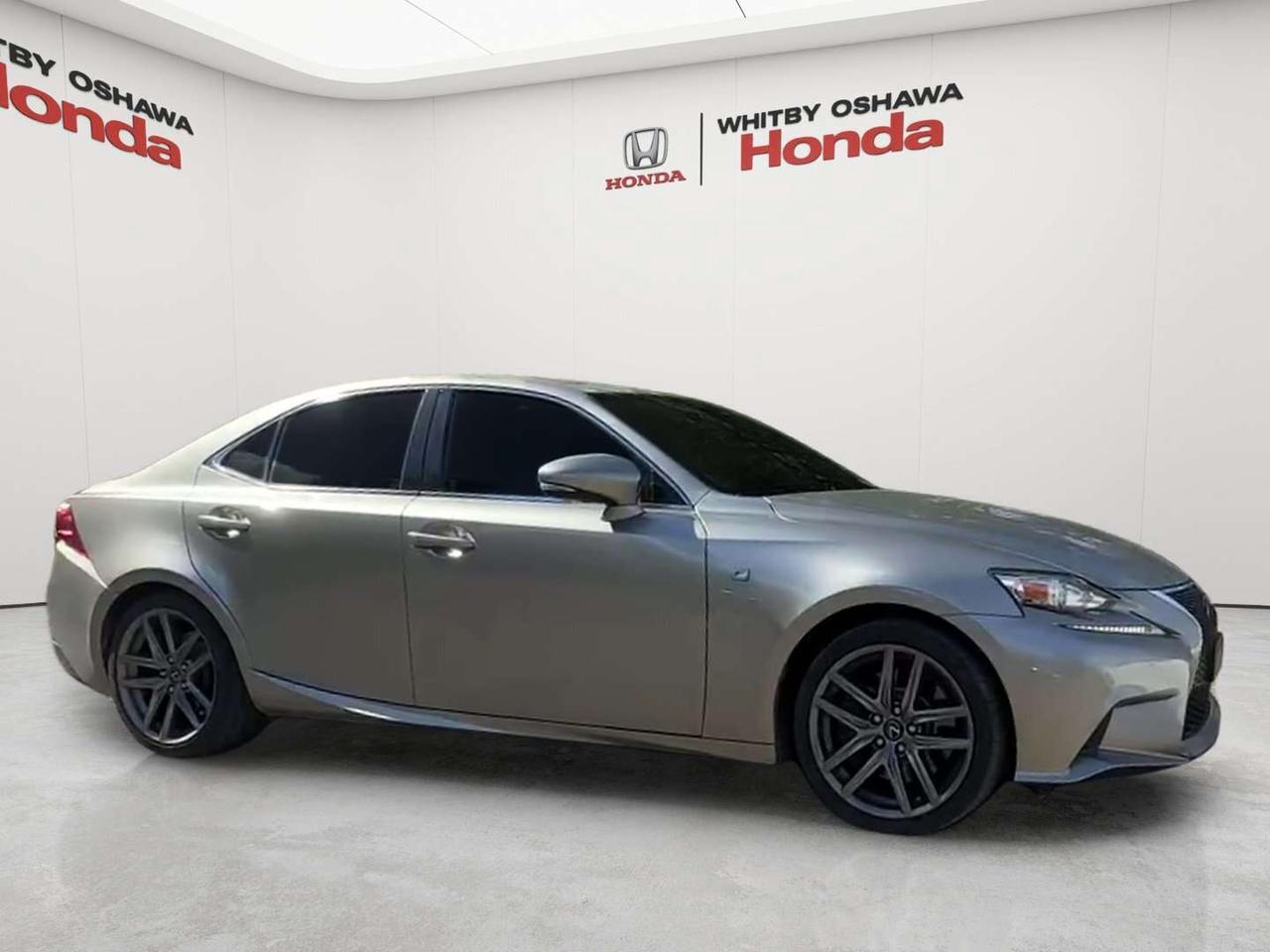 2016 Lexus IS 300 Photo