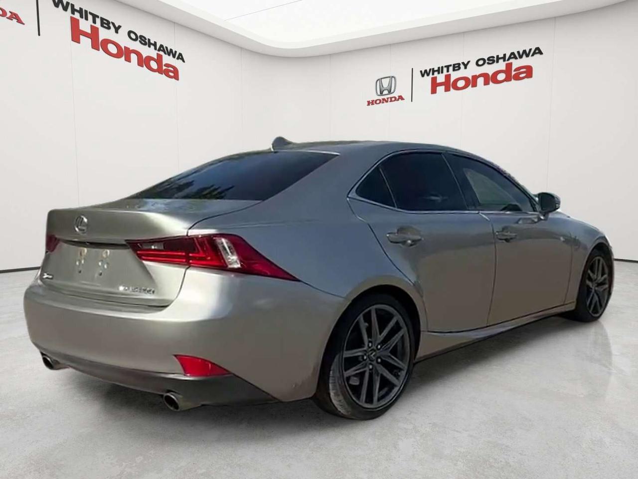 2016 Lexus IS 300 Photo