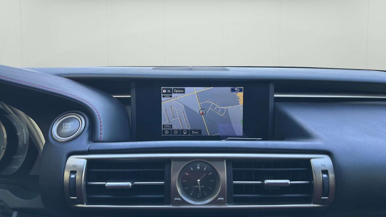 2016 Lexus IS 300 Photo