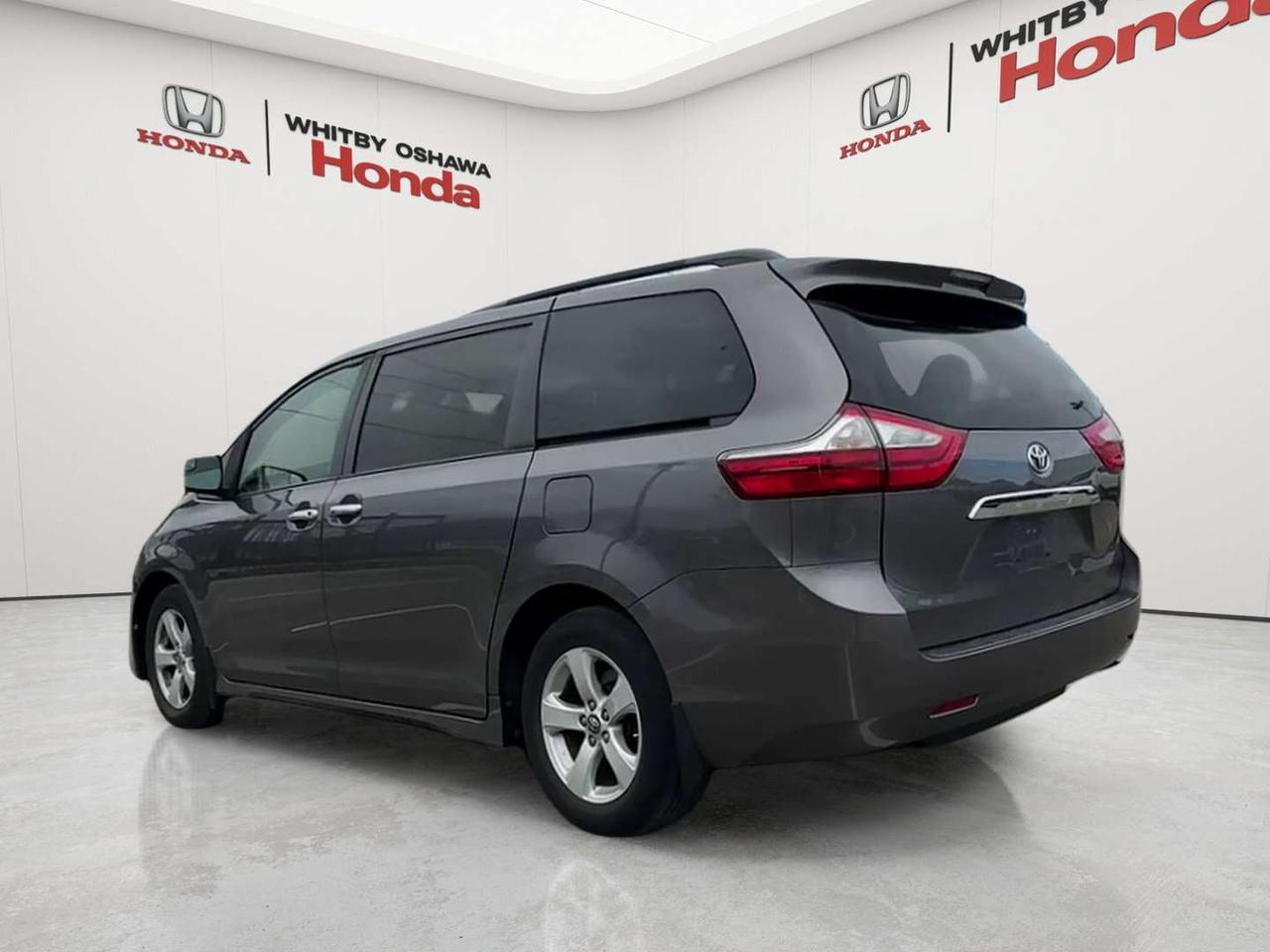 2019 Toyota Sienna BASE Photo