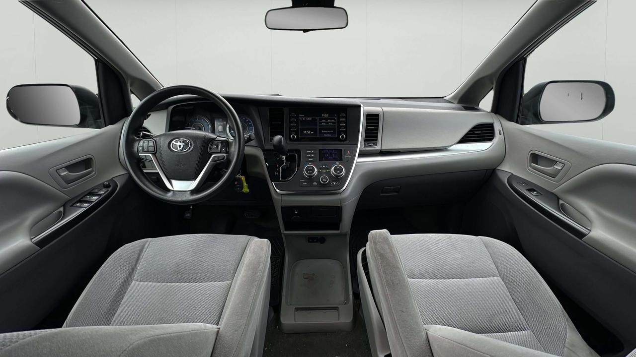 2019 Toyota Sienna BASE Photo