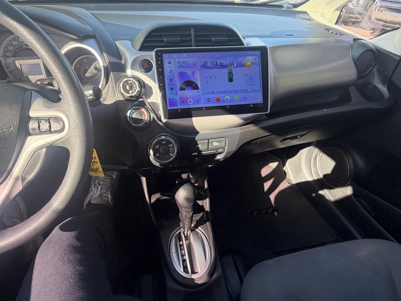2013 Honda Fit LX Photo