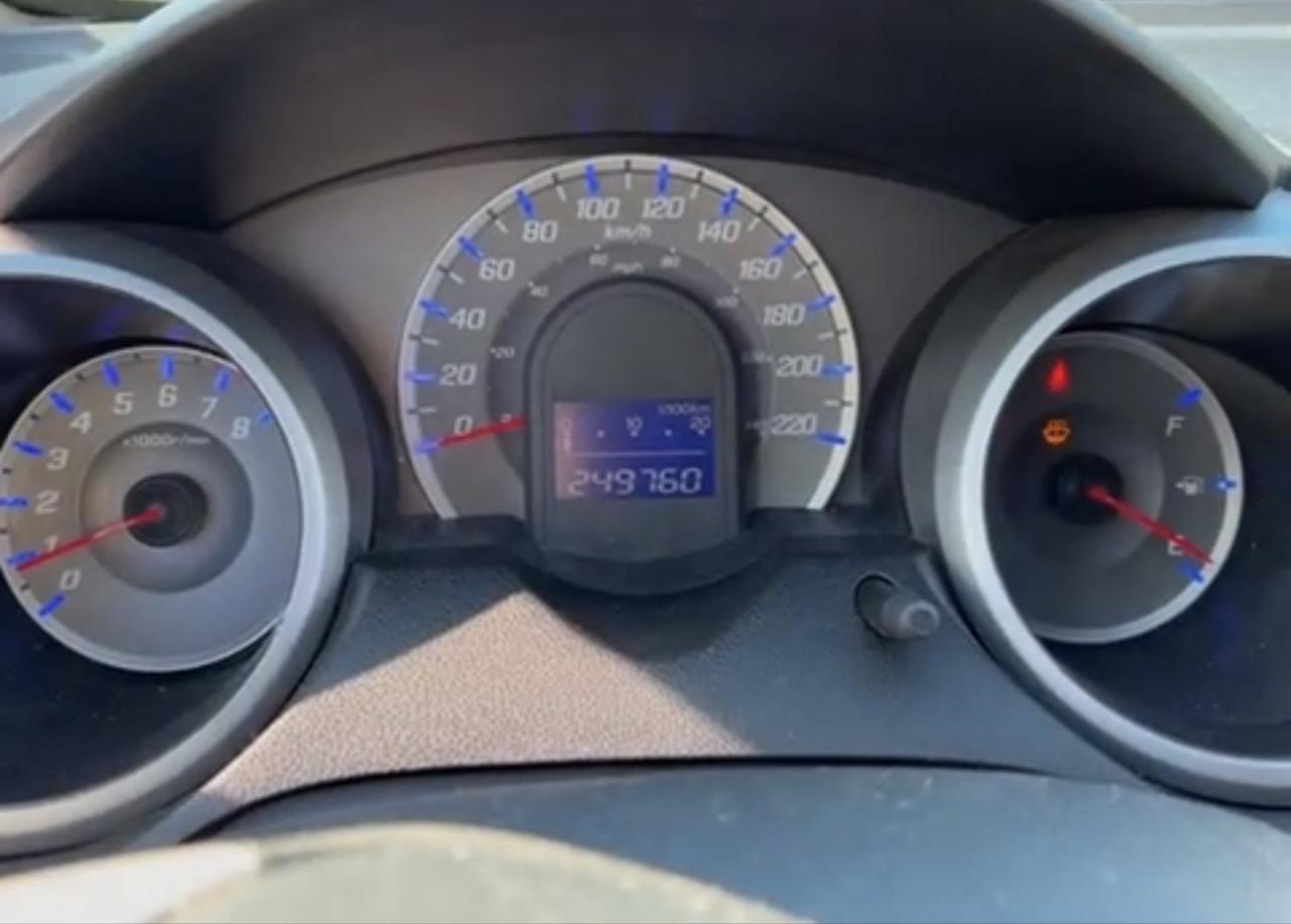 2013 Honda Fit LX Photo
