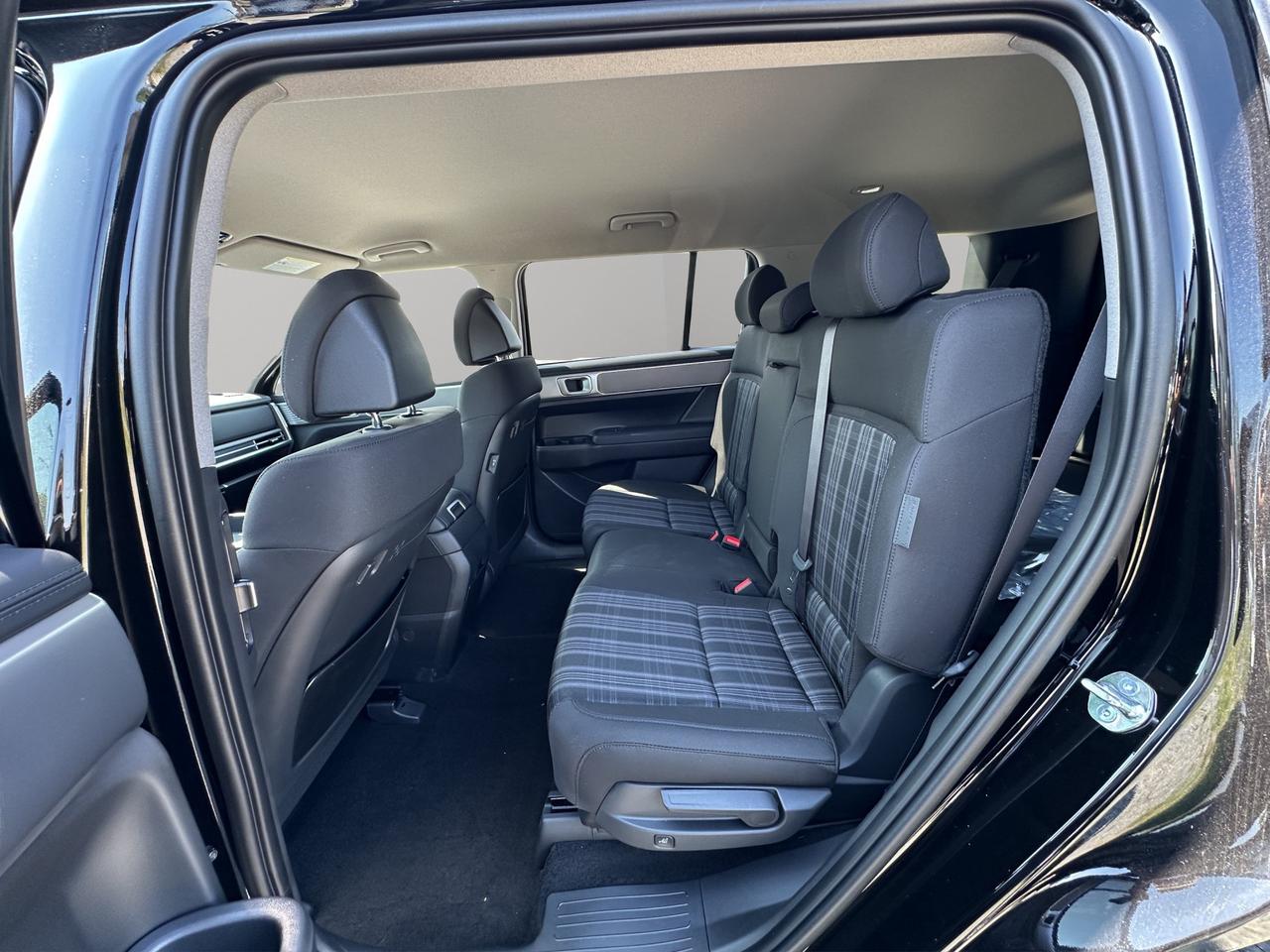 2027 Hyundai Santa Fe Hybrid PREFERRED Photo