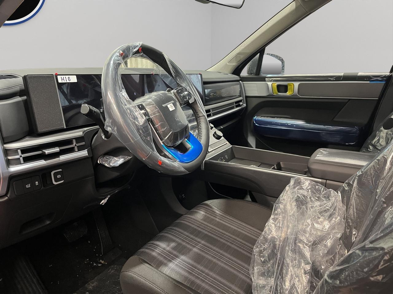 2027 Hyundai Santa Fe Hybrid PREFERRED Photo