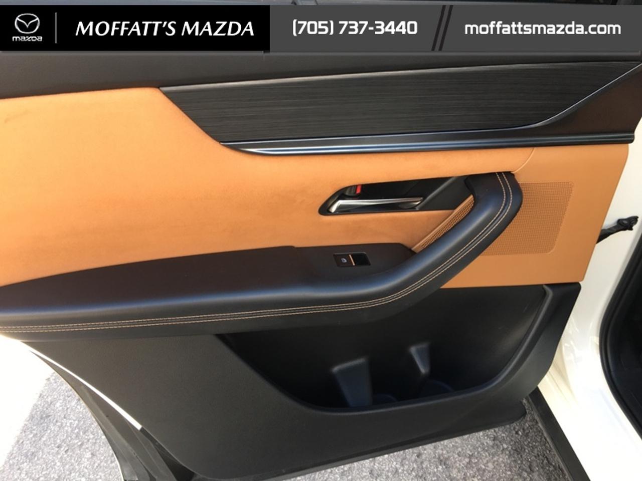 2024 Mazda CX-90 MHEV Signature Photo