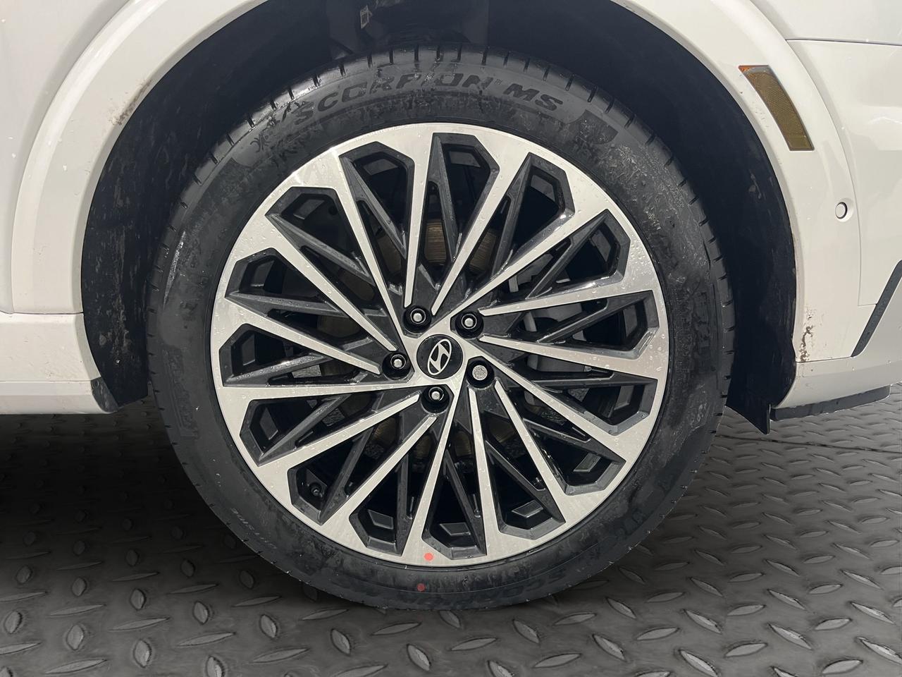 2027 Hyundai Palisade Hybrid Ultimate Calligraphy Photo5