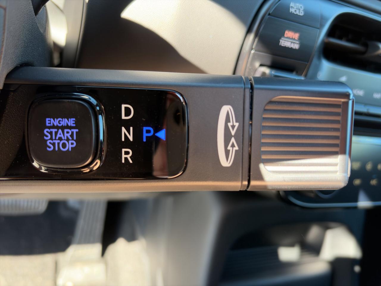 2027 Hyundai Palisade Hybrid Ultimate Calligraphy Night Photo