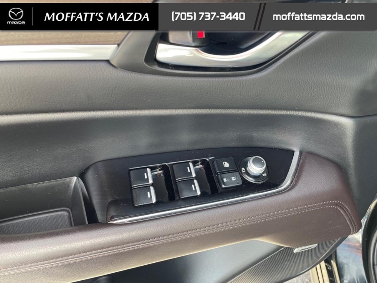 2021 Mazda CX-5 Signature Photo