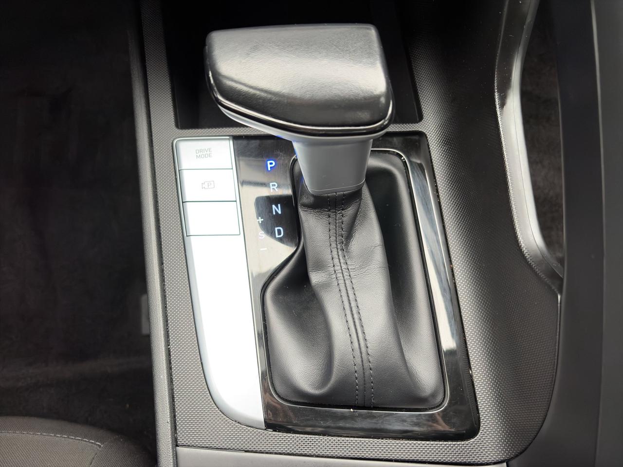2021 Hyundai Elantra Preferred | Sunroof | Blind Spot Monitor | Lane Keeping Assist | Cruise Control Steer Assist | Photo