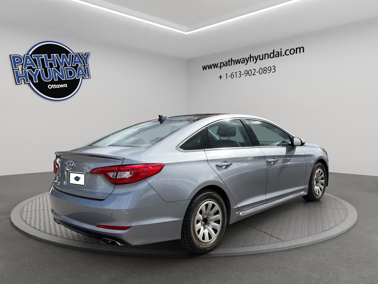 2015 Hyundai Sonata 2.4L Sport | Blind Spot Monitor | Cross-Traffic Alert | Cruise Control |  Sunroof | Photo