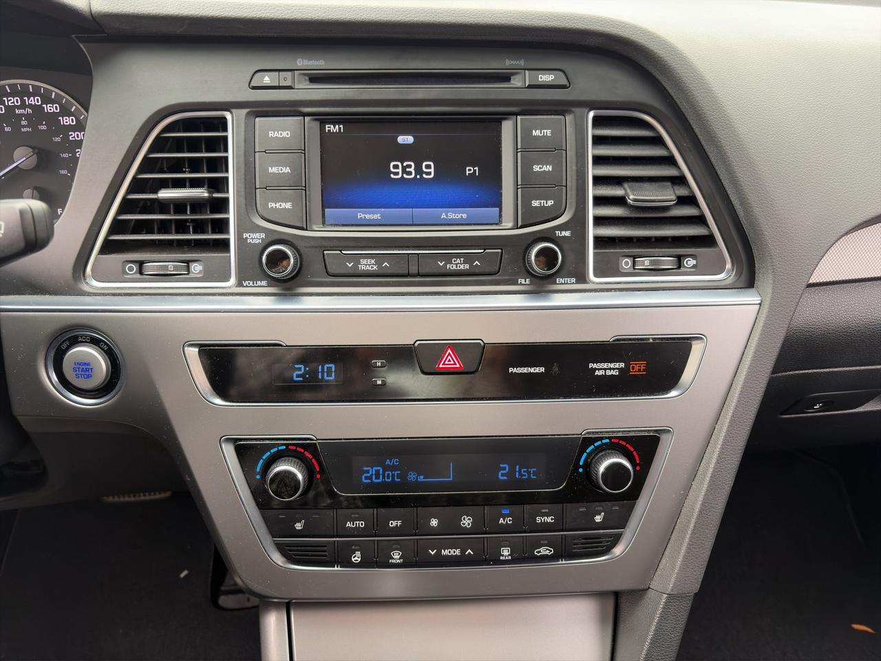 2015 Hyundai Sonata 2.4L Sport | Blind Spot Monitor | Cross-Traffic Alert | Cruise Control |  Sunroof | Photo