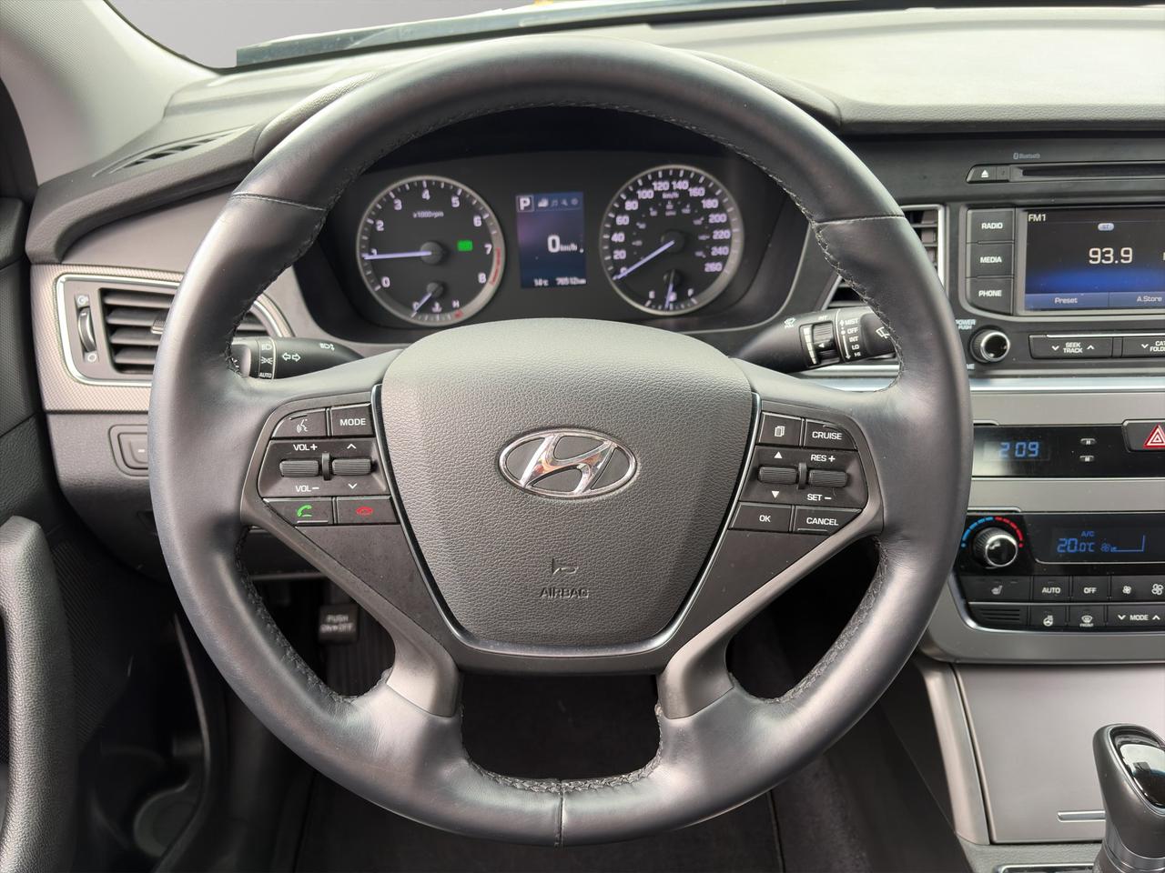 2015 Hyundai Sonata 2.4L Sport | Blind Spot Monitor | Cross-Traffic Alert | Cruise Control |  Sunroof | Photo