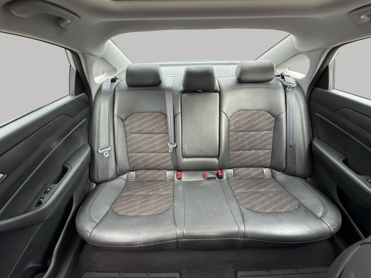 2015 Hyundai Sonata 2.4L Sport | Blind Spot Monitor | Cross-Traffic Alert | Cruise Control |  Sunroof | Photo