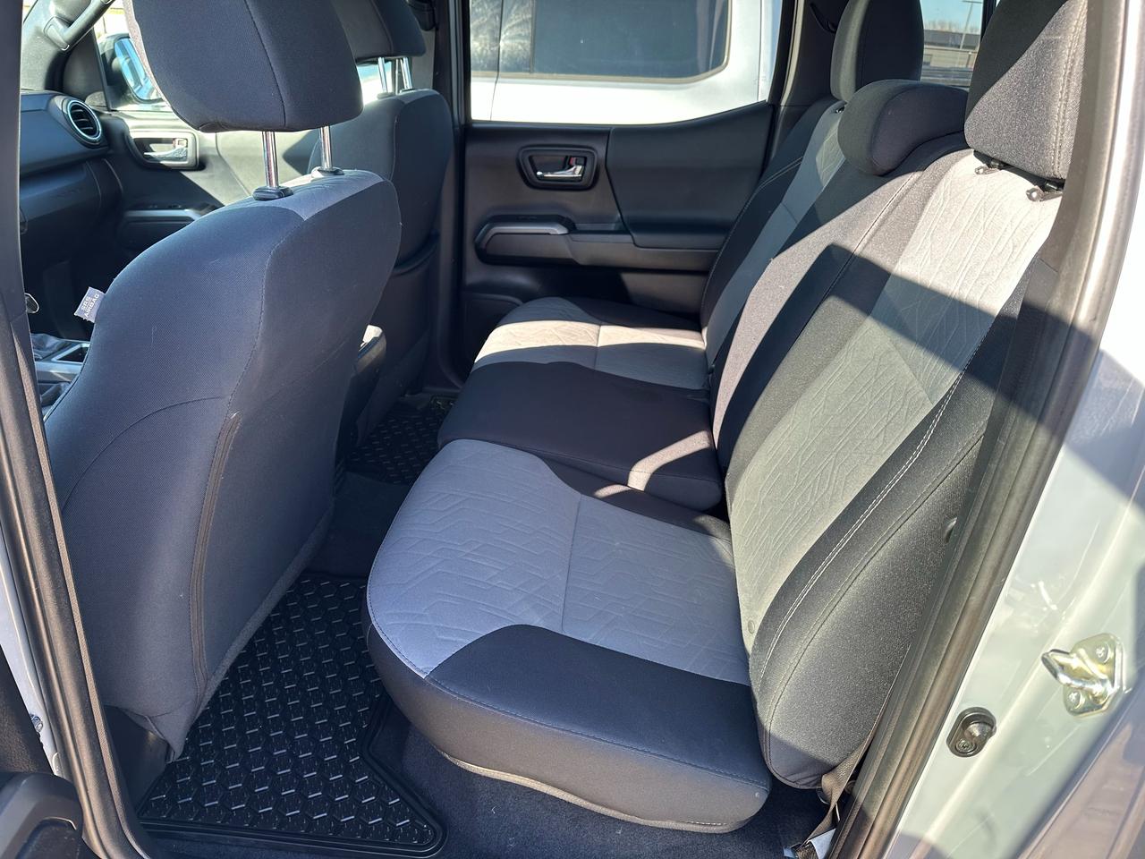 2020 Toyota Tacoma Platinum  Crewmax Photo