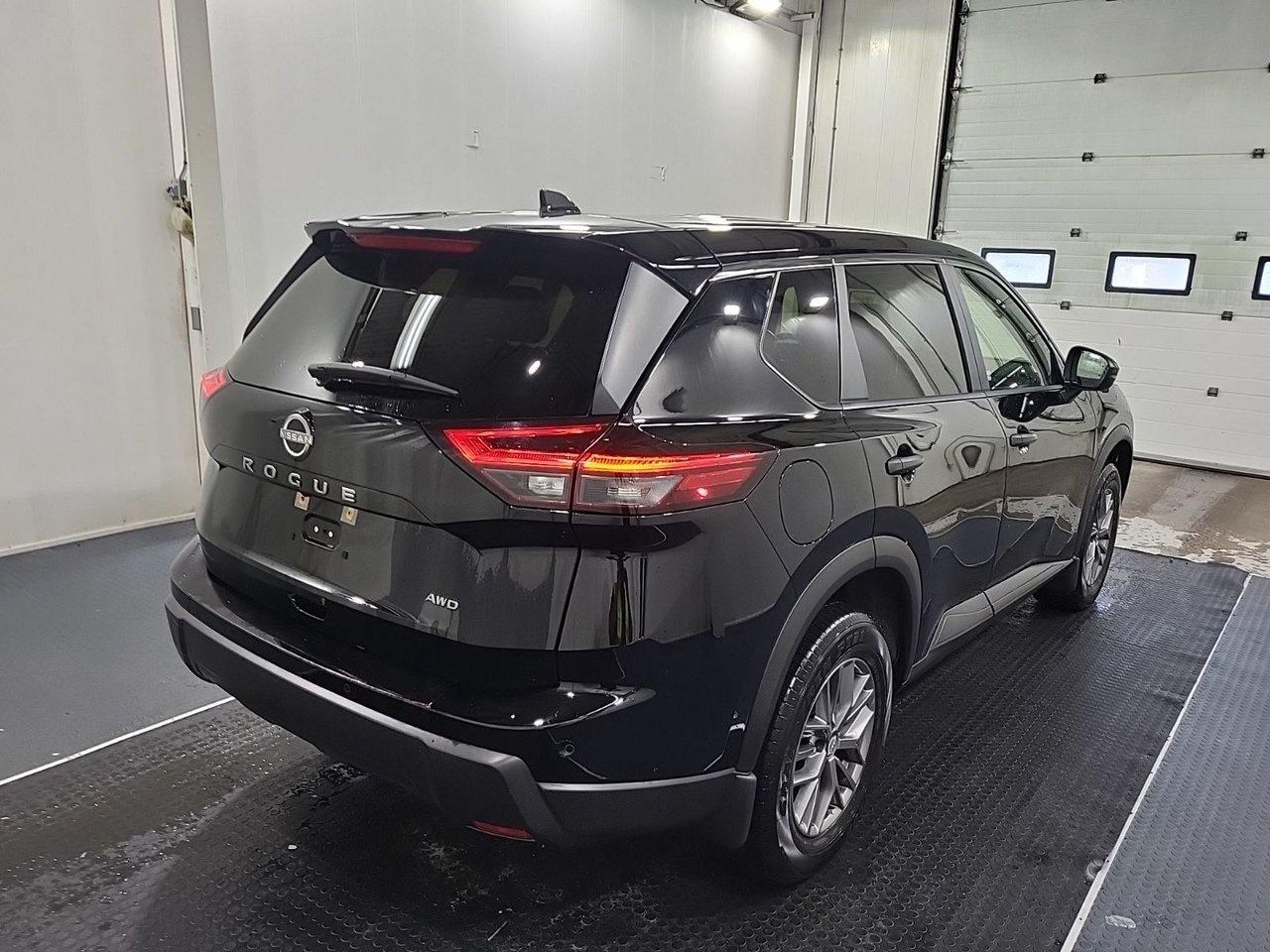 2024 Nissan Rogue AWD S Photo1