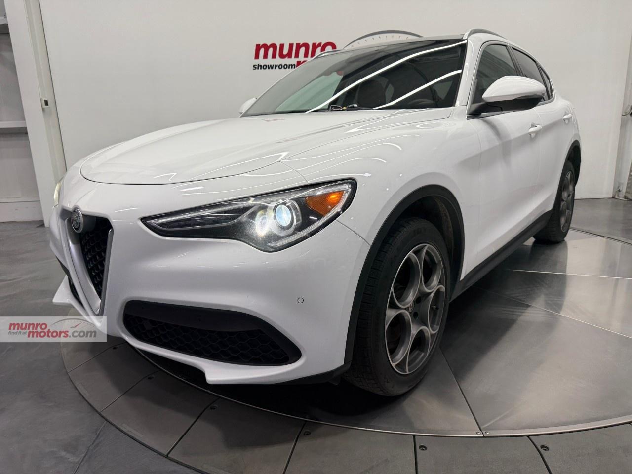 2018 Alfa Romeo Stelvio TI AWD Photo