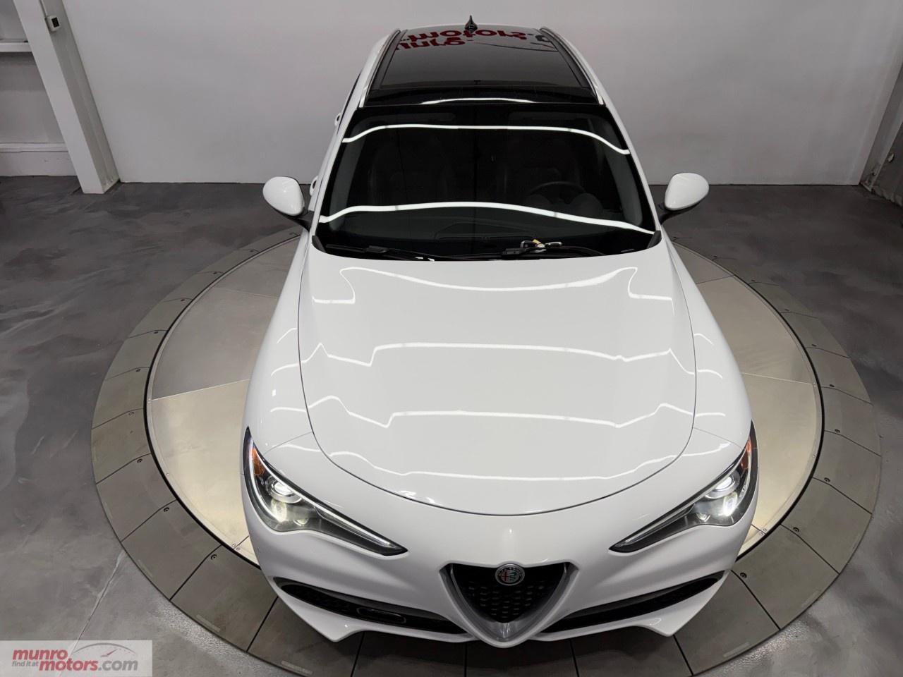 2018 Alfa Romeo Stelvio TI AWD Photo