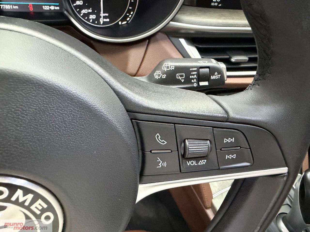 2018 Alfa Romeo Stelvio TI AWD Photo