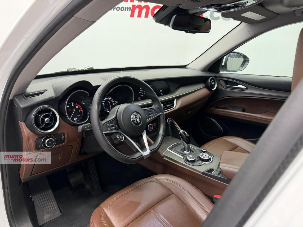 2018 Alfa Romeo Stelvio TI AWD Photo