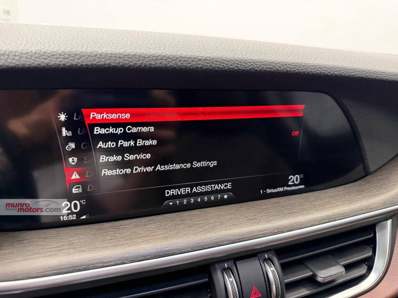 2018 Alfa Romeo Stelvio TI AWD Photo