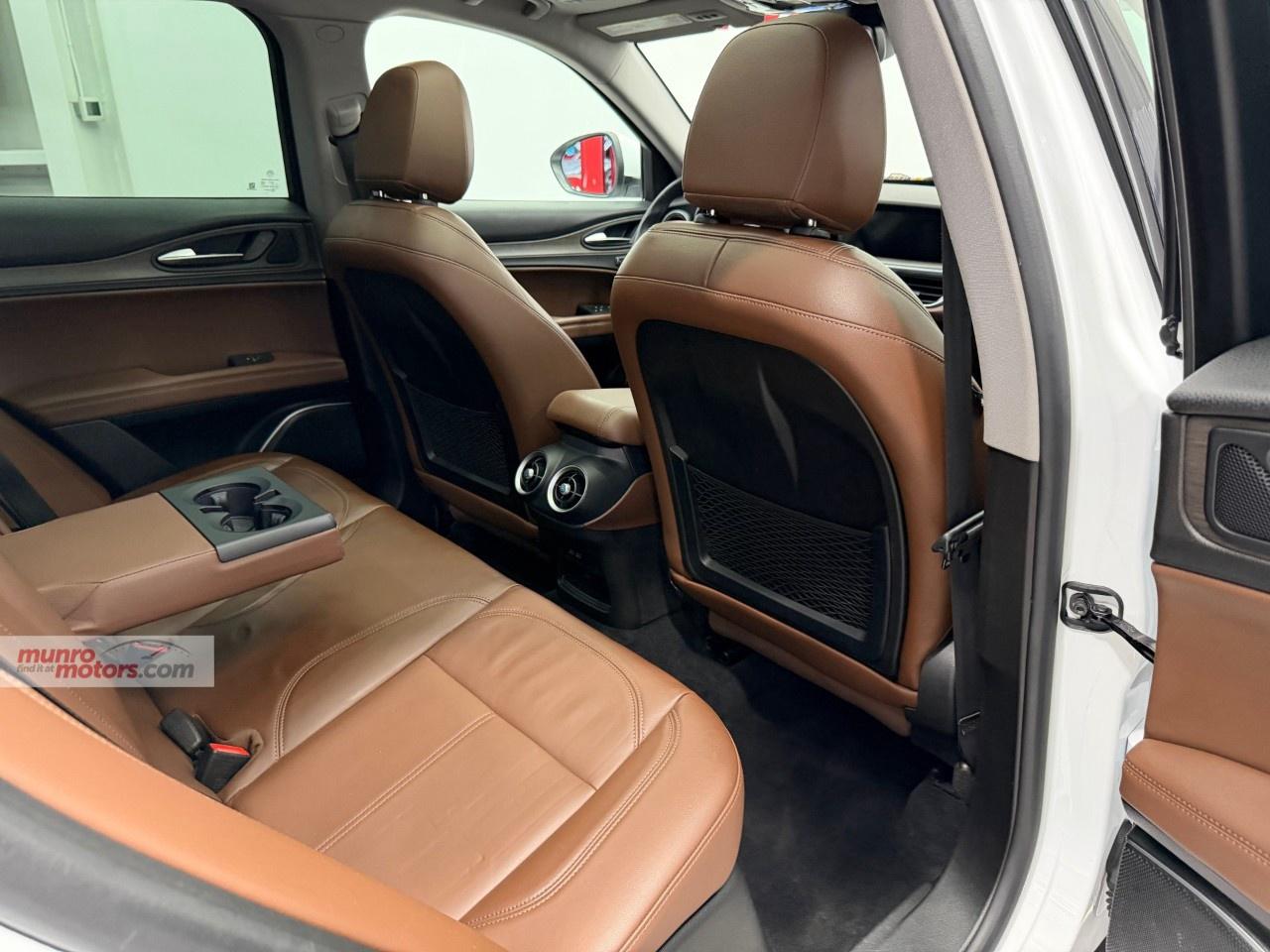 2018 Alfa Romeo Stelvio TI AWD Photo
