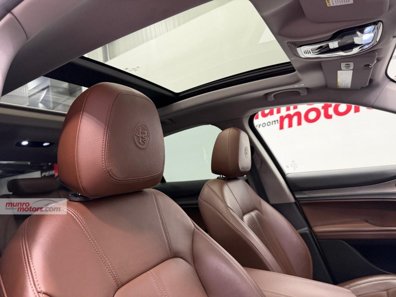 2018 Alfa Romeo Stelvio TI AWD Photo