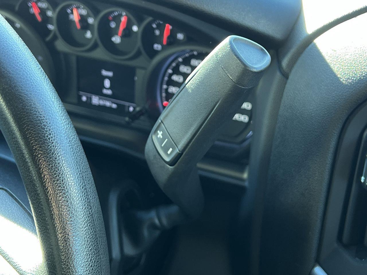 2022 Chevrolet Silverado 1500 Custom 4X4, SIRIUS XM, CRUISE CONTROL, BACK UP CAM!! Photo