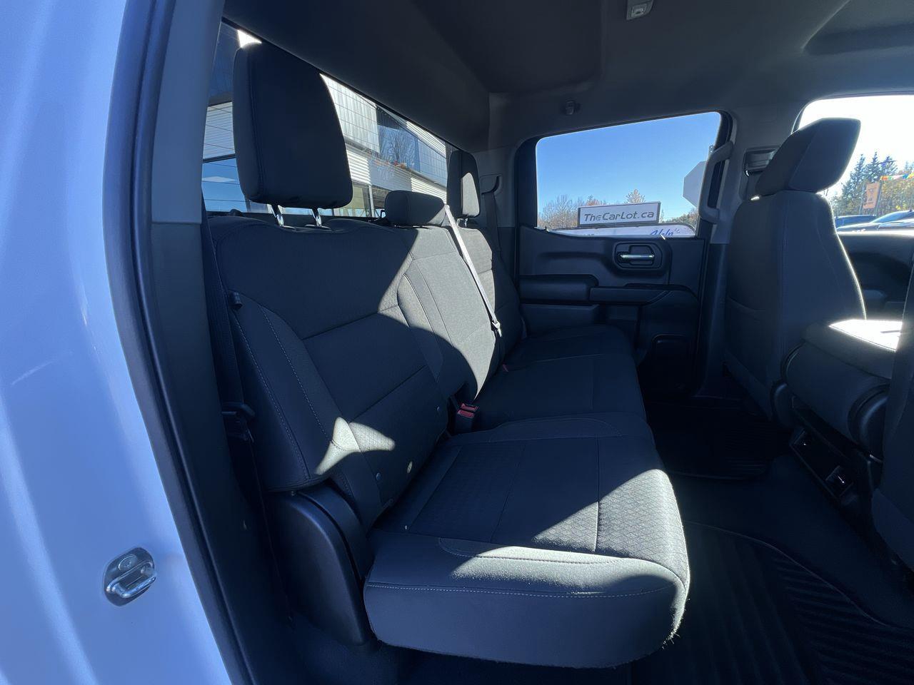 2022 Chevrolet Silverado 1500 Custom 4X4, SIRIUS XM, CRUISE CONTROL, BACK UP CAM!! Photo