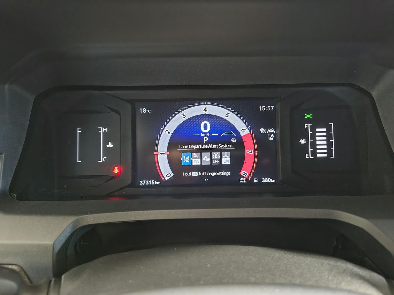 2024 Toyota Tacoma SR5 Photo0