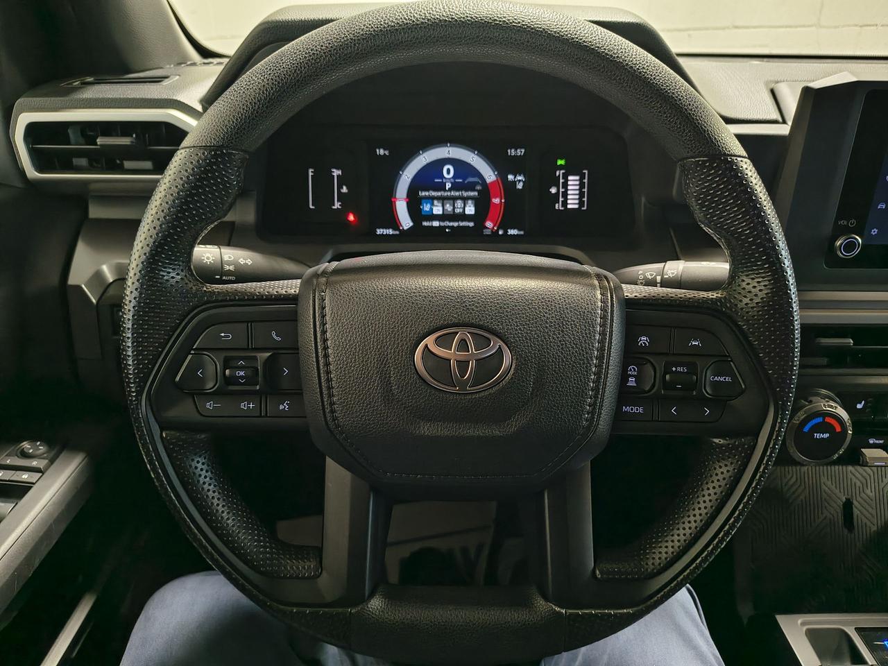 2024 Toyota Tacoma SR5 Photo0