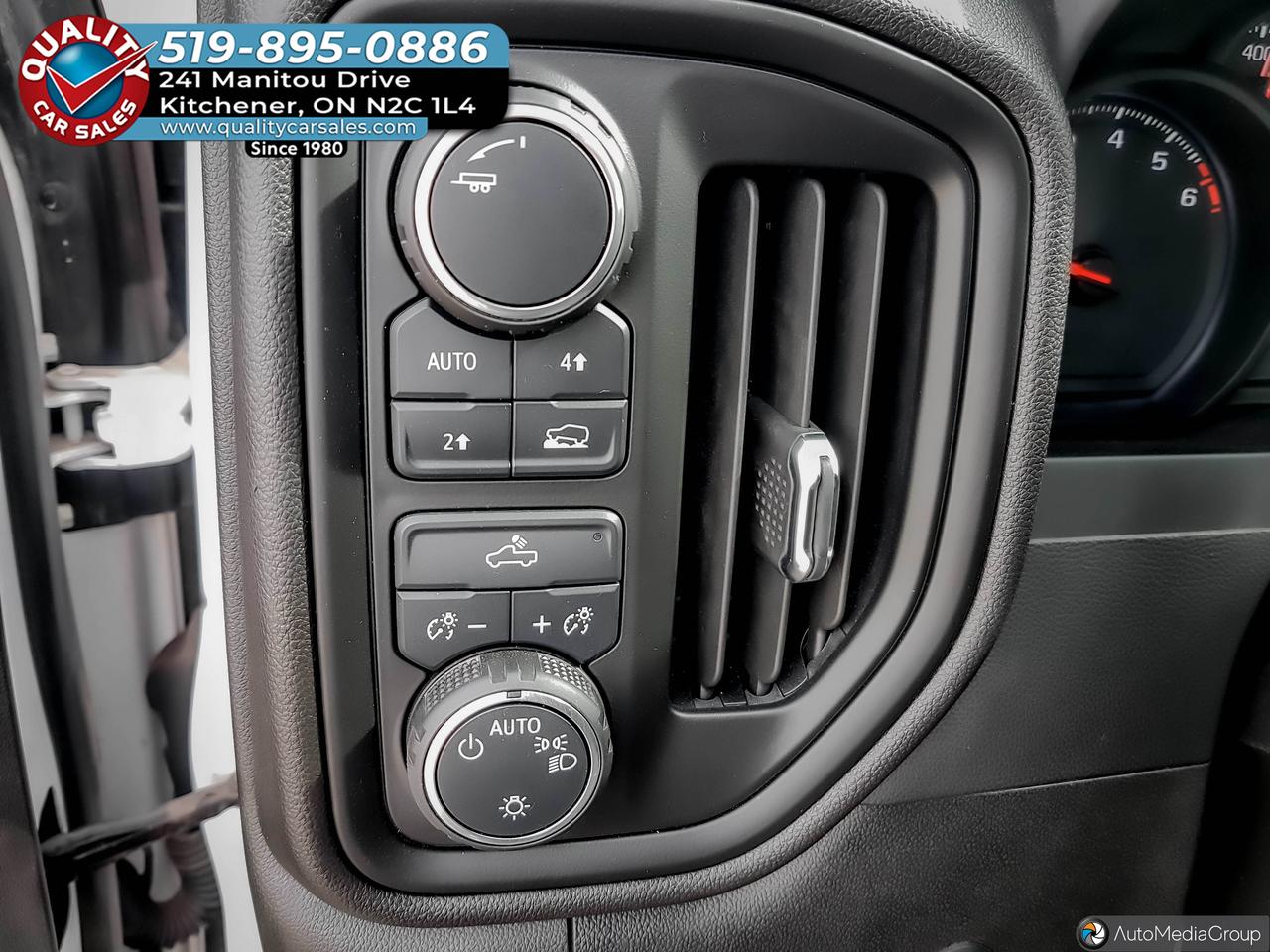 2024 Chevrolet Silverado 1500 WT Crew Cab 4x4 Photo