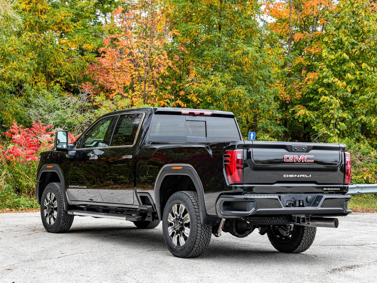 2026 GMC Sierra 3500HD Denali Photo
